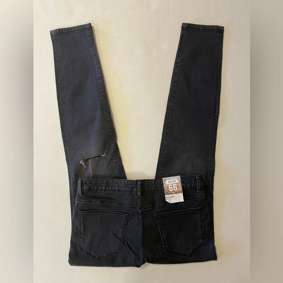 Route 66 Skinny black distressed jeans size 28 NWT - Picture 3 of 5